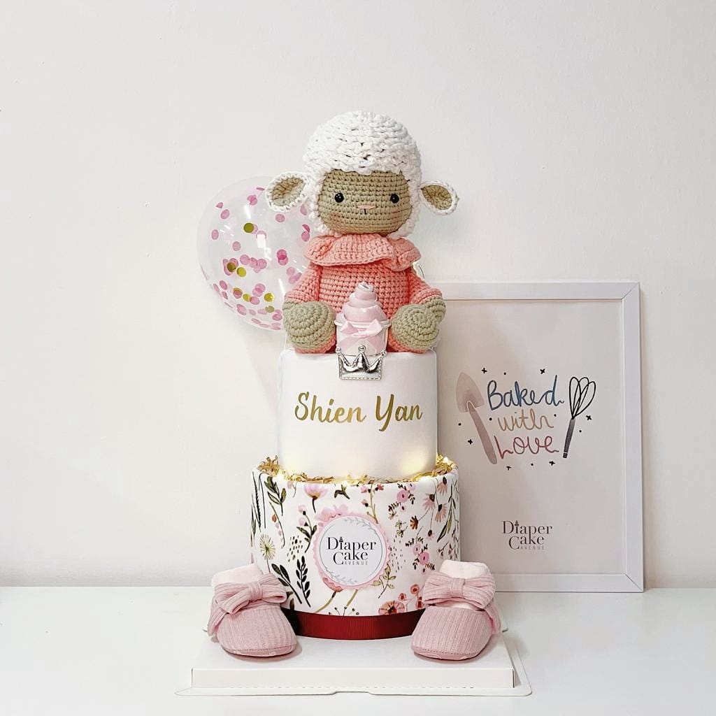 (NEW) Personalised Knitted Lamb Diaper Cake