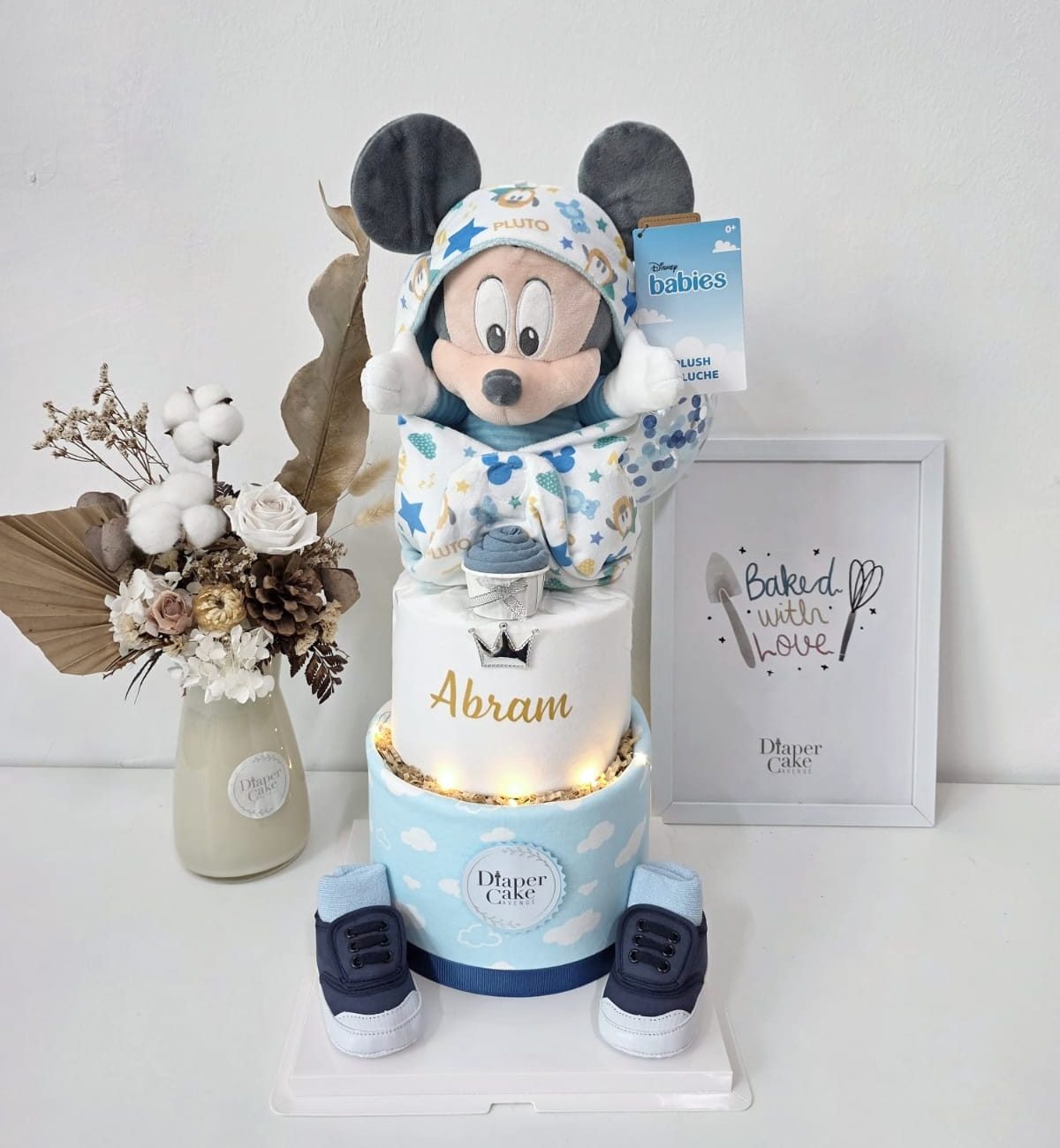 (NEW 2026) Disney Babies - Mickey in swaddle Diapercake